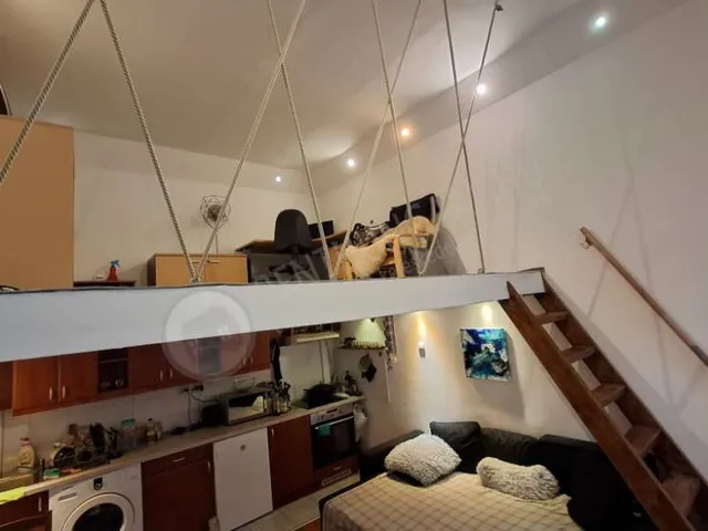 Eladó lakás Budapest VII. kerület, Holló utca 65 nm