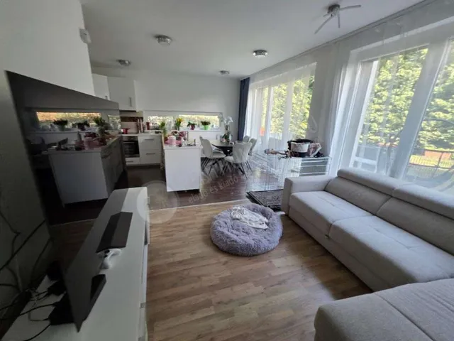 Kiadó lakás Budapest III. kerület, Iglice utca 107 nm