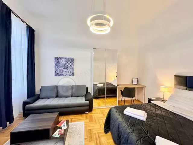Eladó lakás Budapest VI. kerület, Izabella utca 37 nm