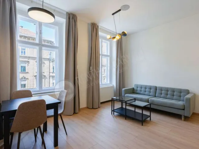 Kiadó lakás Budapest VIII. kerület, Rákóczi út 45 nm