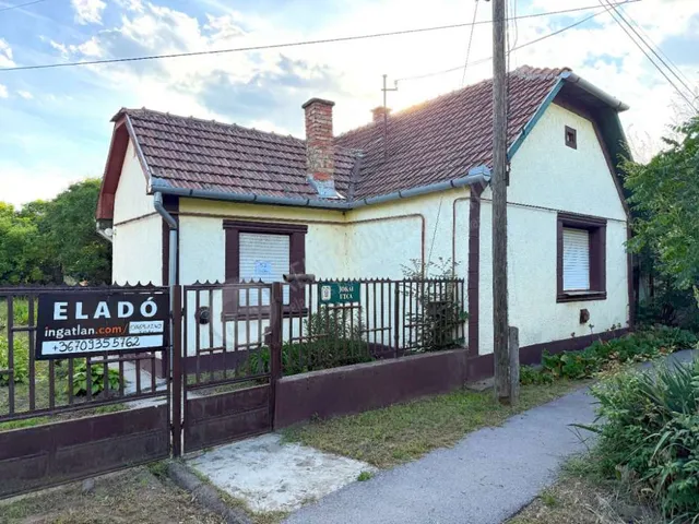 Eladó ház Kál 65 nm