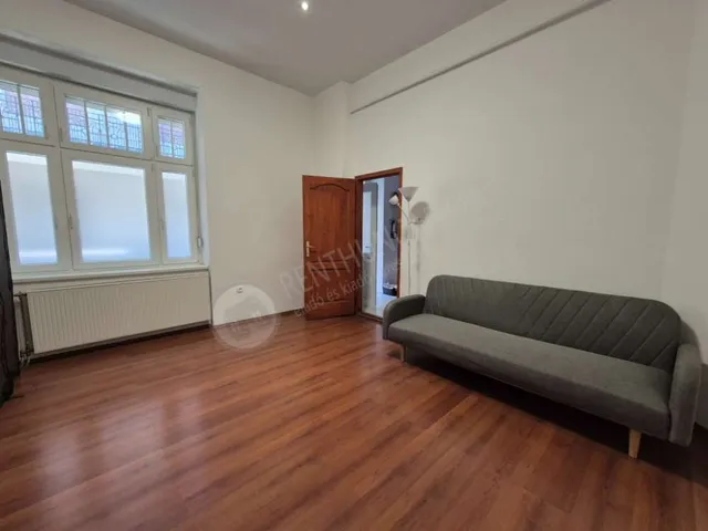 Kiadó lakás Budapest V. kerület 75 nm
