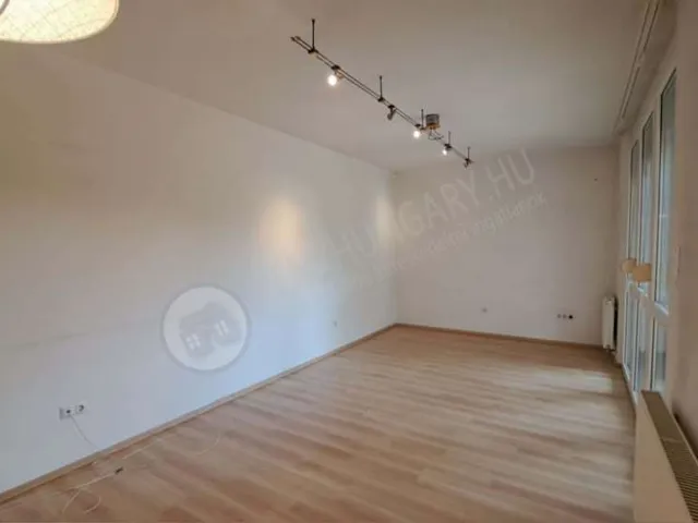 Kiadó lakás Budapest III. kerület, Nánási út 50 nm