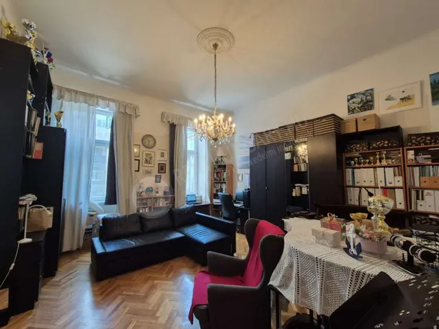 Eladó lakás Budapest VI. kerület 66 nm