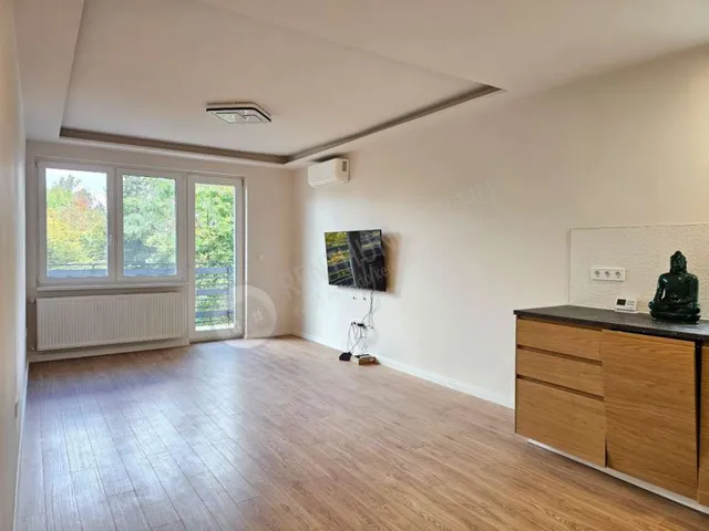 Eladó lakás Budapest XII. kerület, Õzike utca 60 nm