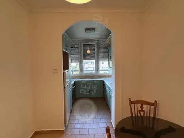 Kiadó lakás Budapest IV. kerület, Ugró Gyula sor 65 nm