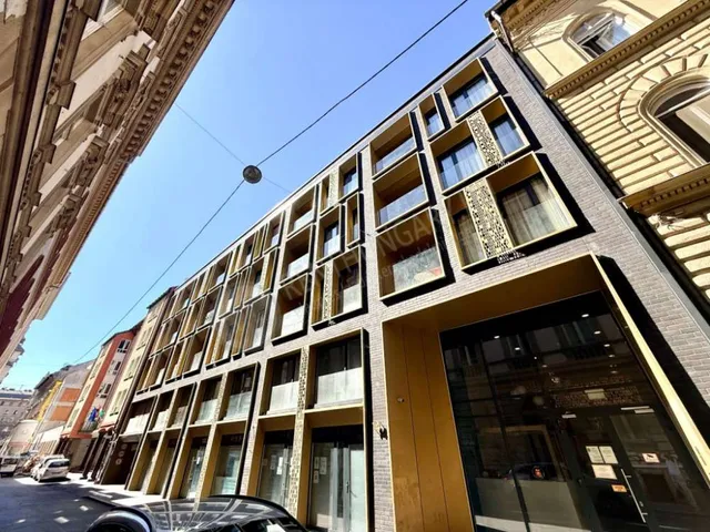 Kiadó kereskedelmi és ipari ingatlan Budapest VII. kerület, Nagy Diófa utca 108 nm