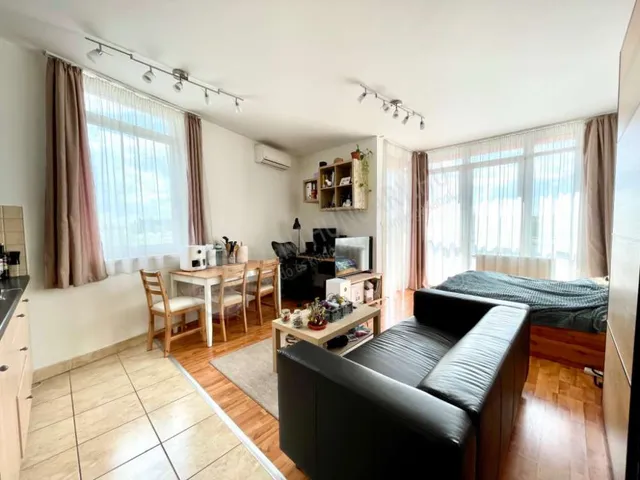 Kiadó lakás Budapest XI. kerület, Szerémi út 39 nm