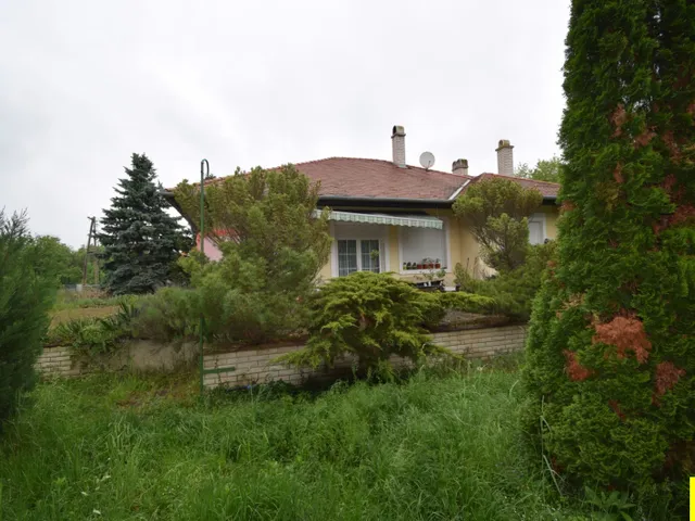 Eladó ház Bő 180 nm