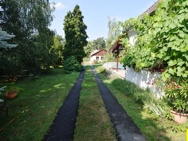 Eladó ház Csepreg 150 nm