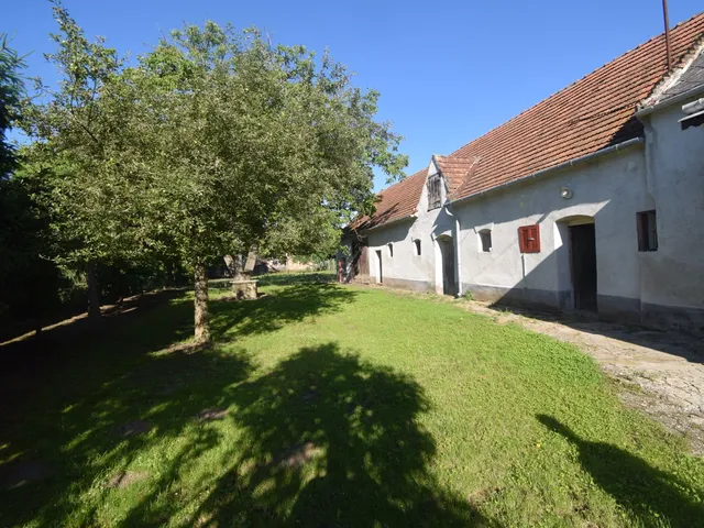 Kiadó ház Gyöngyösfalu 100 nm