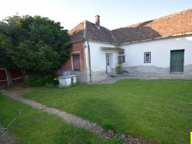 Eladó telek Bük, Kiváló elhelyezkedésű építési telek eladó Bükön! 1100 nm