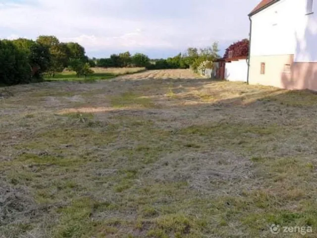 Eladó telek Csepreg 2798 nm