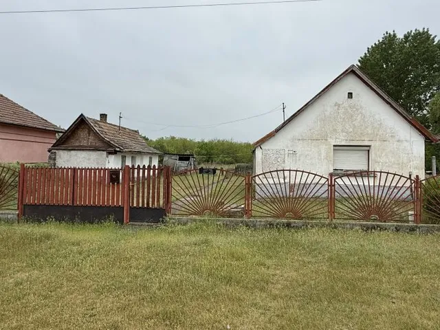 Eladó ház Csévharaszt 40 nm