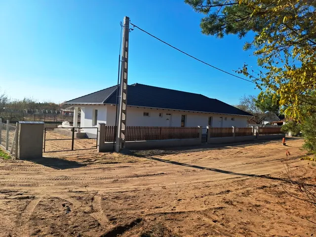 Eladó ház Kakucs 95 nm