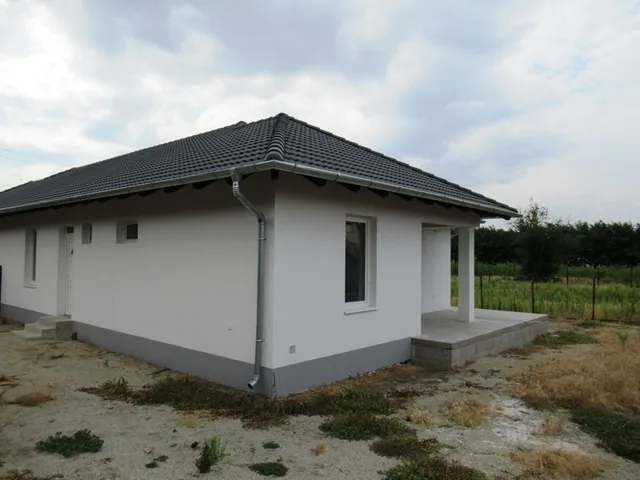 Eladó ház Kakucs 95 nm