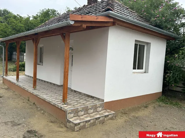 Eladó ház Örkény, Kossuth Lajos u.100 80 nm