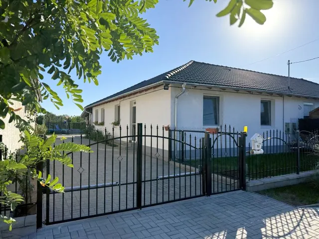 Eladó ház Kakucs 96 nm