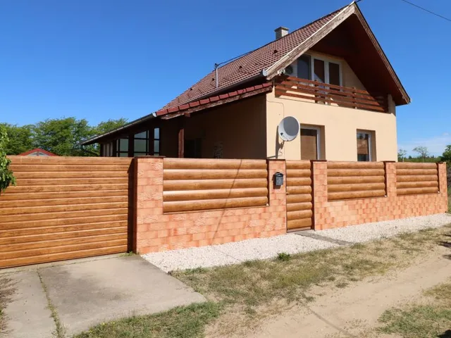 Eladó ház Inárcs 82 nm