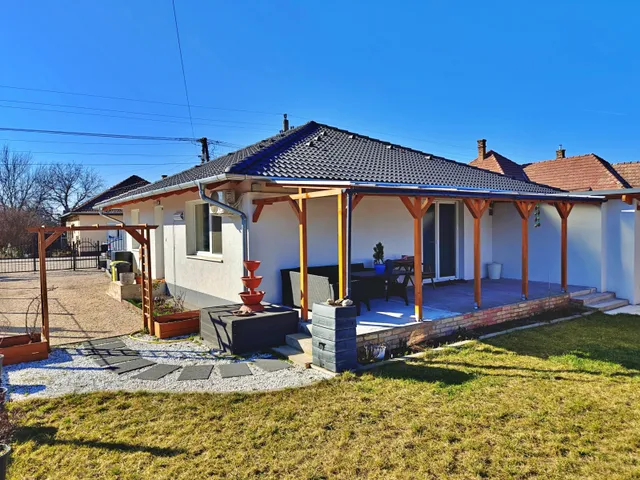 Eladó ház Kakucs 90 nm