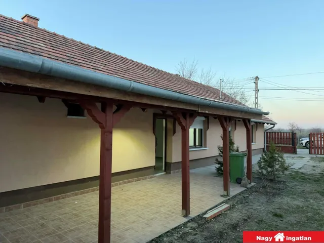 Eladó ház Örkény 73 nm