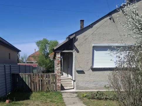 Eladó ház Újhartyán 70 nm