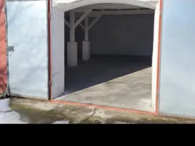 Kiadó kereskedelmi és ipari ingatlan Dabas 300 nm