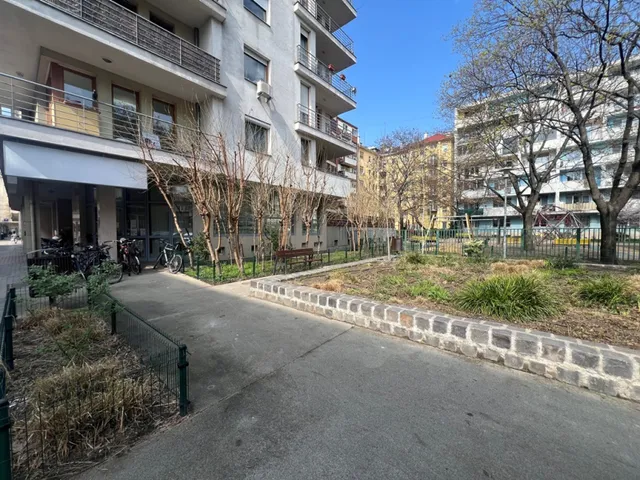 Kiadó kereskedelmi és ipari ingatlan Budapest XIII. kerület, Újlipótváros 150 nm