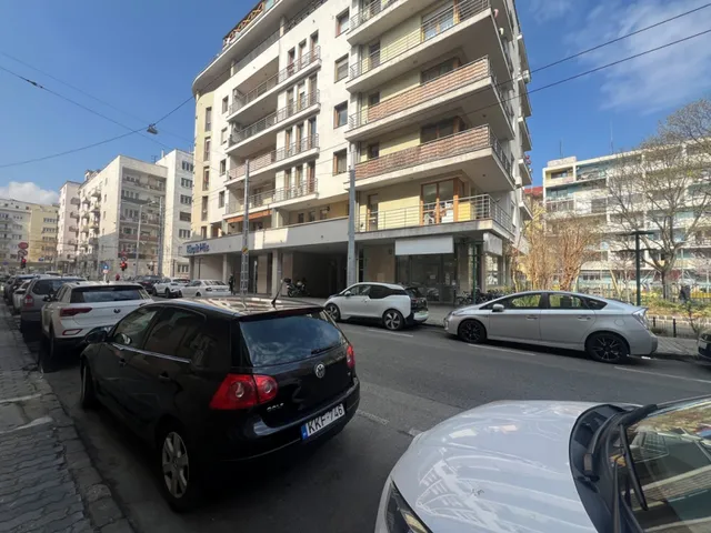 Kiadó kereskedelmi és ipari ingatlan Budapest XIII. kerület, Újlipótváros 150 nm