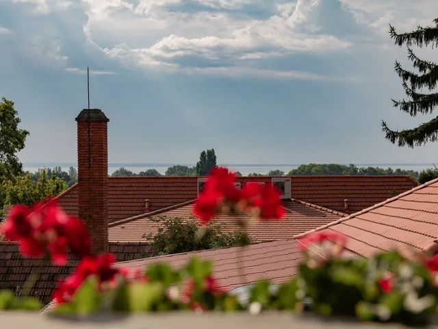 Eladó ház Balatonalmádi 480 nm