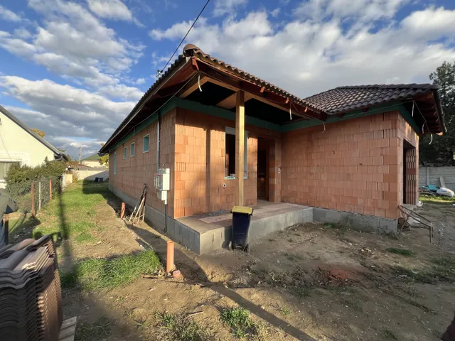 Eladó ház Budapest XVI. kerület, Rákosszentmihály 138 nm