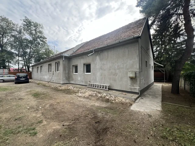 Kiadó ház Gyál 250 nm