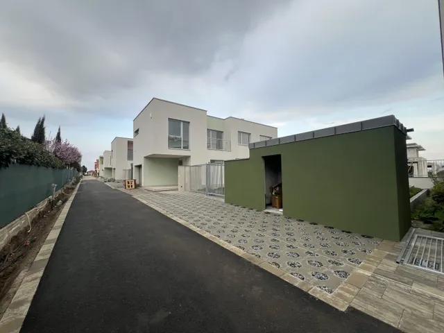 Eladó ház Budapest XVIII. kerület, Almáskert 140 nm