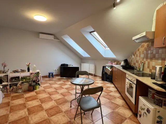 Eladó lakás Budapest XVIII. kerület, Kossuth Ferenc-telep 38 nm