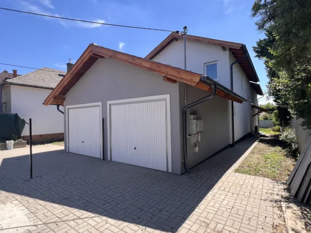 Eladó ház Budapest XVIII. kerület, Újpéteritelep 142 nm