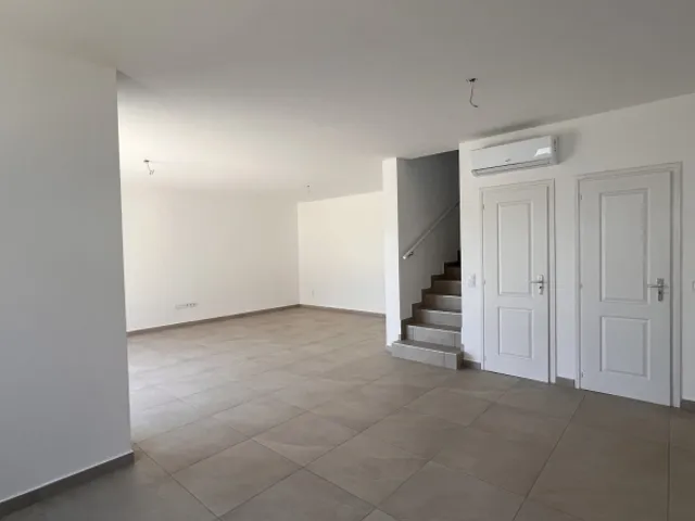 Eladó ház Budapest XVIII. kerület, Újpéteritelep 142 nm