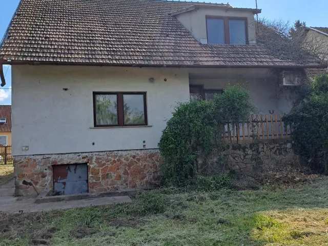 Eladó ház Gomba 150 nm