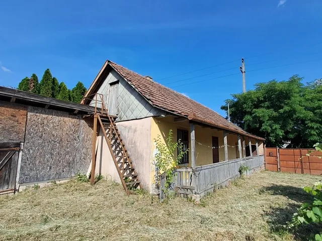 Eladó ház Monor 45 nm