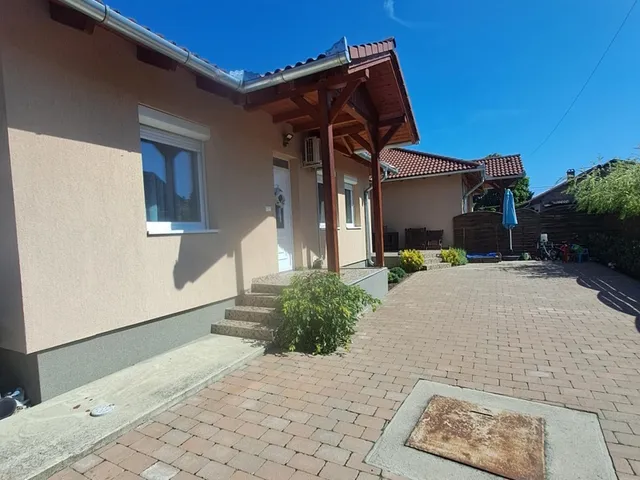 Eladó ház Monor 81 nm