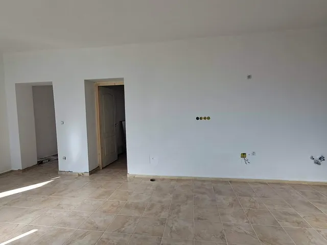 Eladó lakás Monor 85 nm