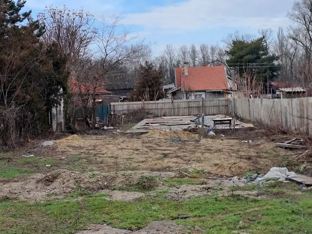 Eladó telek Monorierdő 719 nm