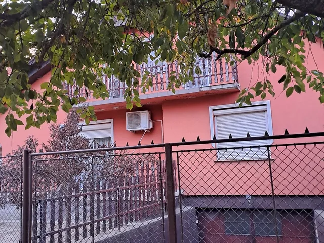 Eladó ház Monor 148 nm