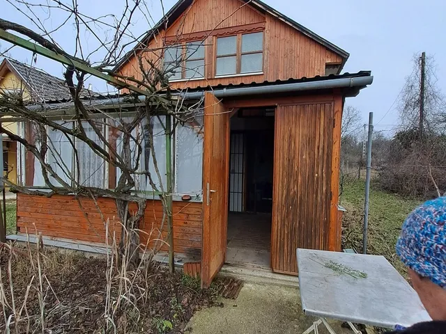 Eladó ház Monor 36 nm