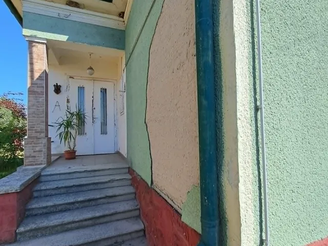 Eladó ház Monor 87 nm