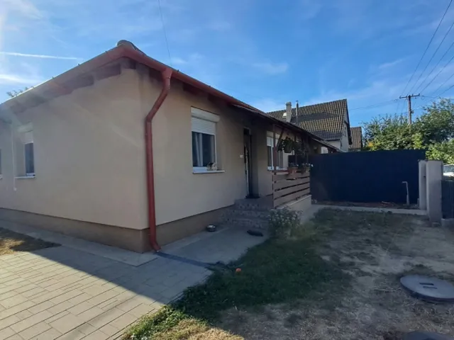 Eladó ház Monorierdő 62 nm