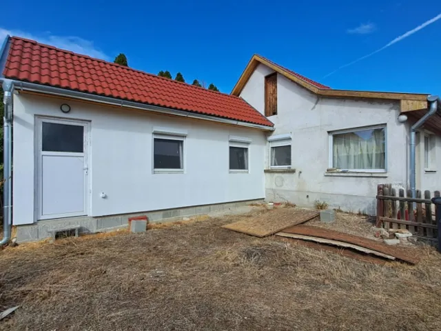 Eladó ház Monorierdő 38 nm