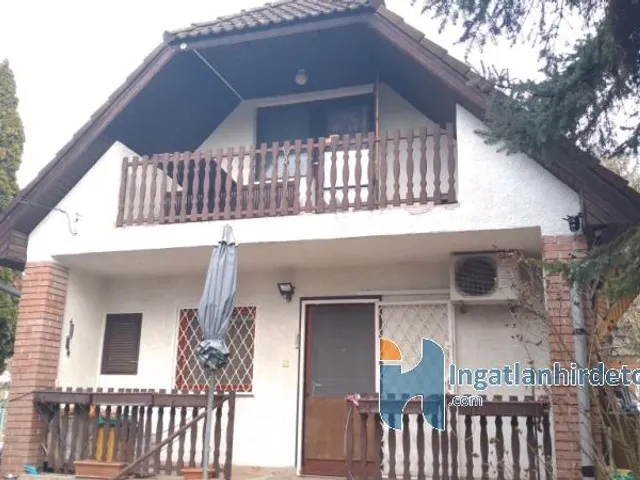 Eladó ház Dány 802 nm