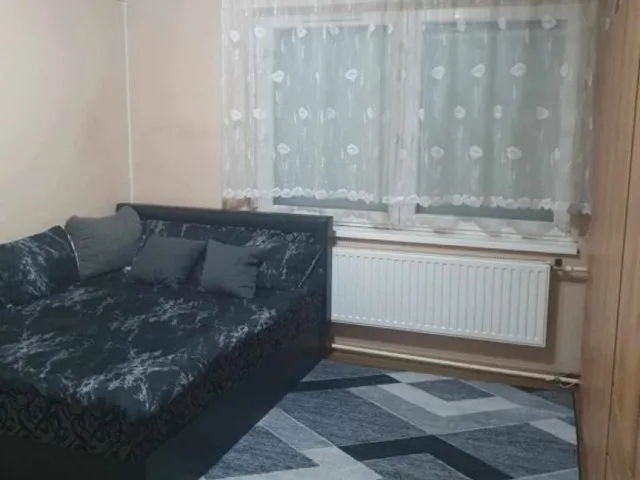 Eladó ház Pusztaszabolcs 580 nm