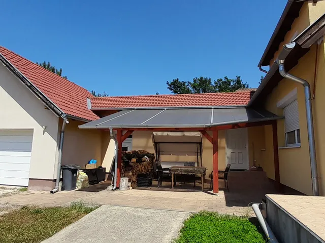 Eladó ház Hévíz 710 nm