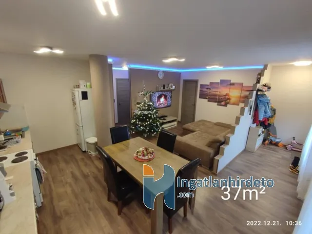 Eladó lakás Fót